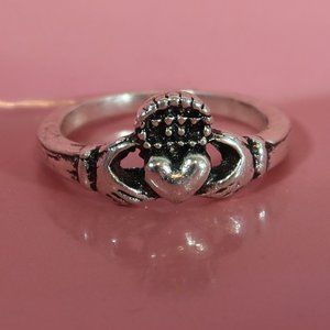 Claddagh ring